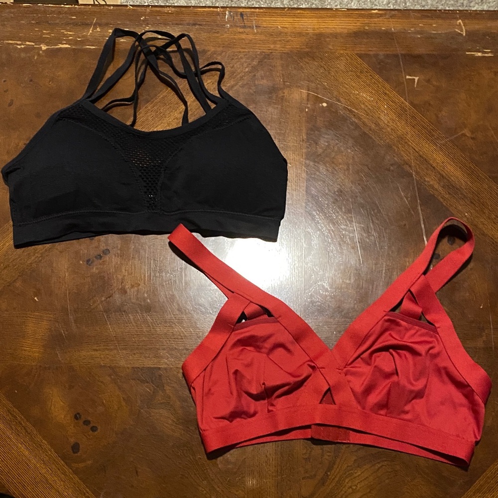 Women's Black and Red Strappy Bralette Set